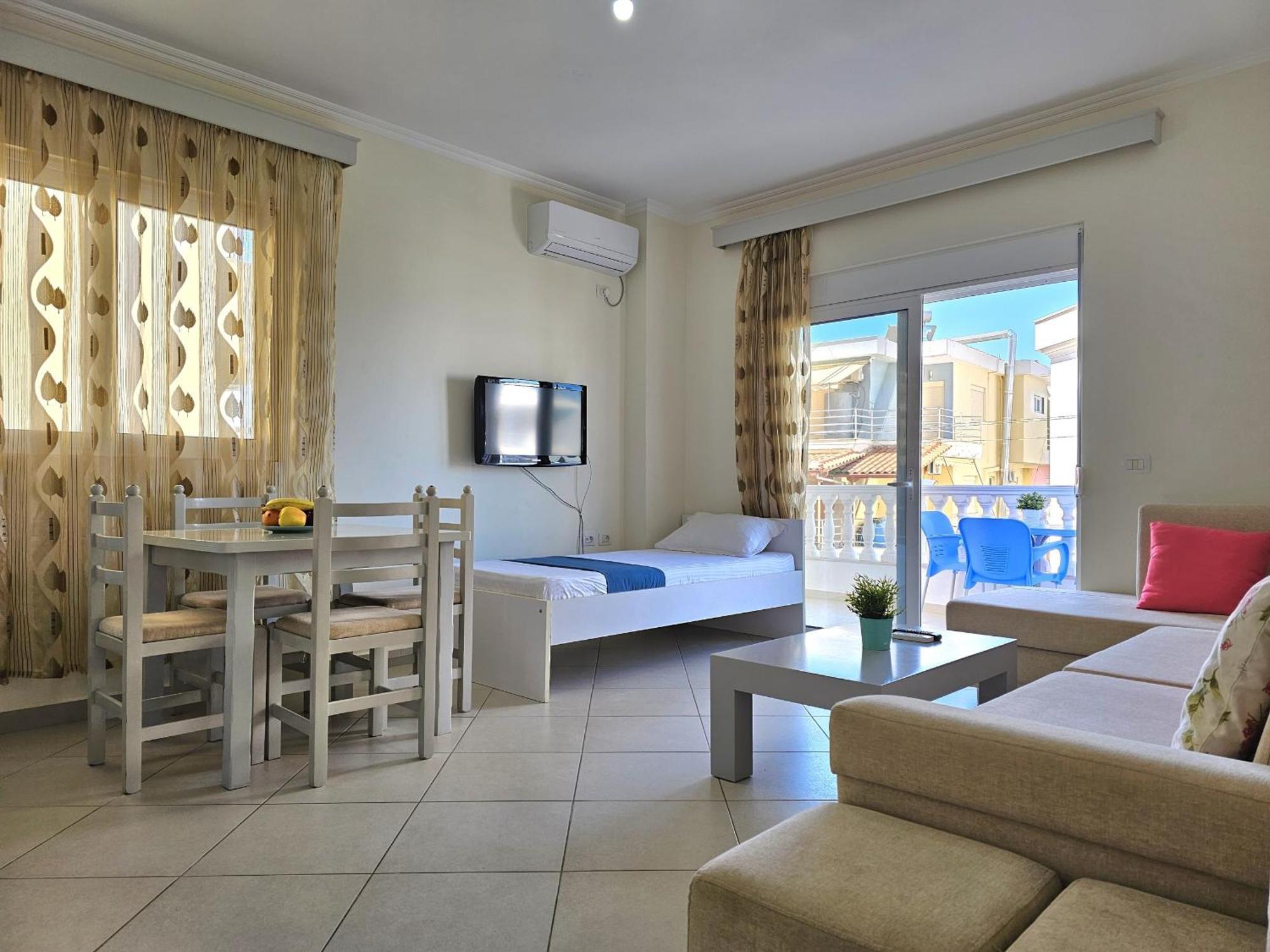Happy Stay Eri Sarandë Esterno foto